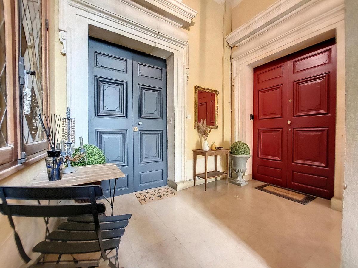 Apartamento L'Antre Des Papes Aviñón Exterior foto